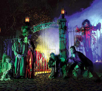 Visit Knott's Scary Farm for Halloween